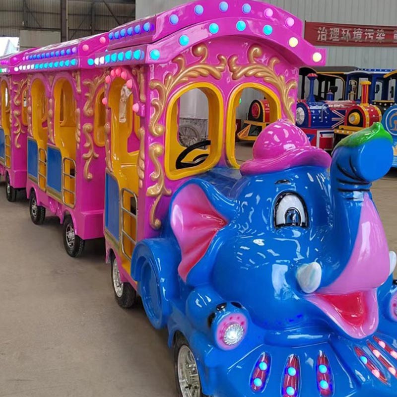 Elephant Train Ride FLDX-20001